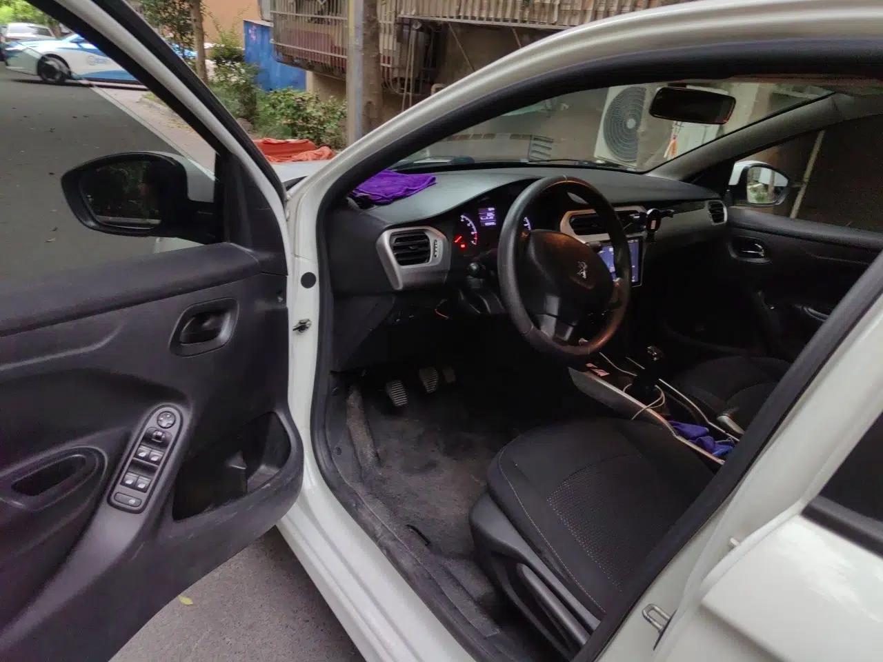 Peugeot 301 2018 1.6L Manual Comfort Edition — миниатюра 16