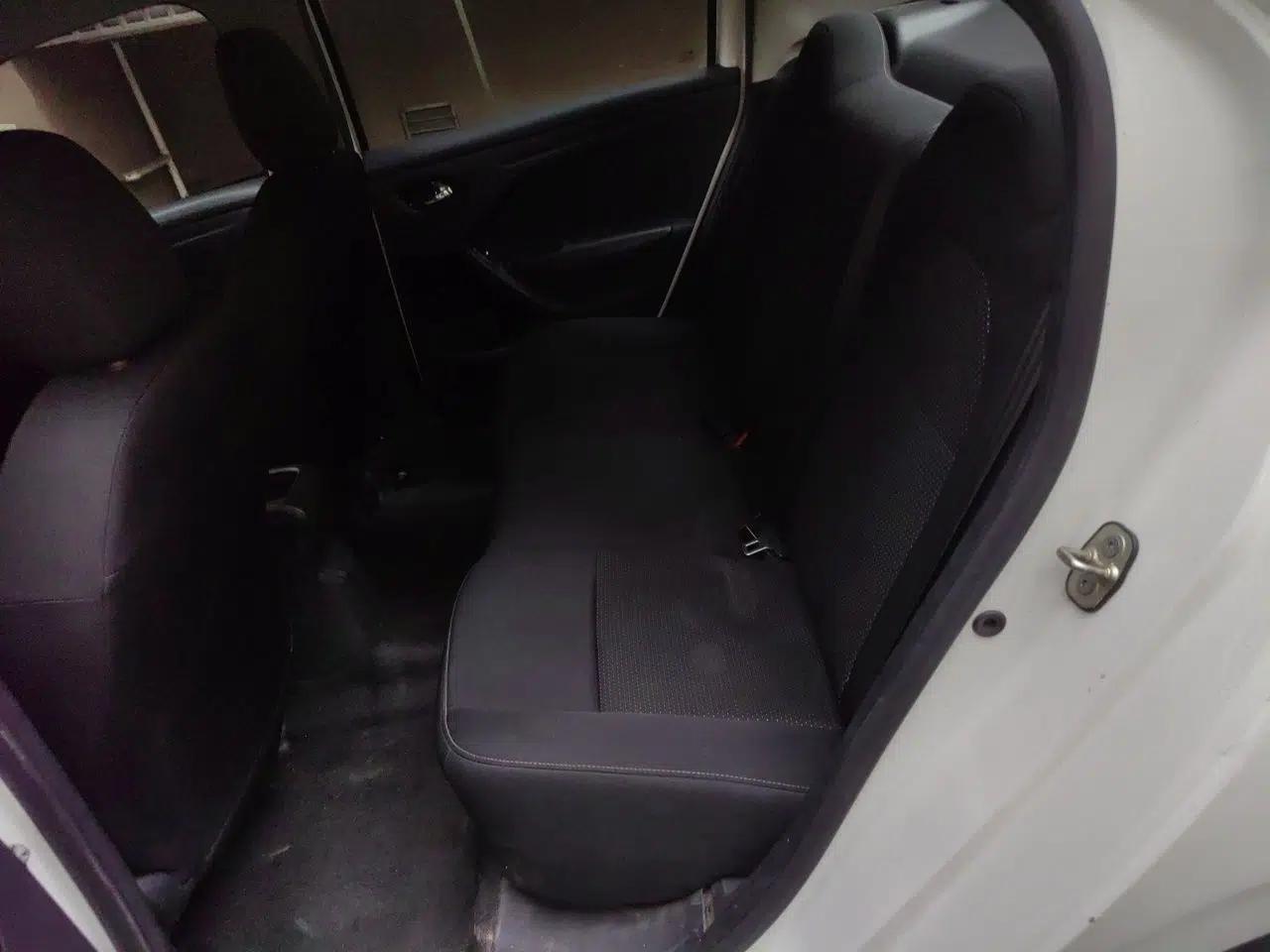 Peugeot 301 2018 1.6L Manual Comfort Edition — миниатюра 17