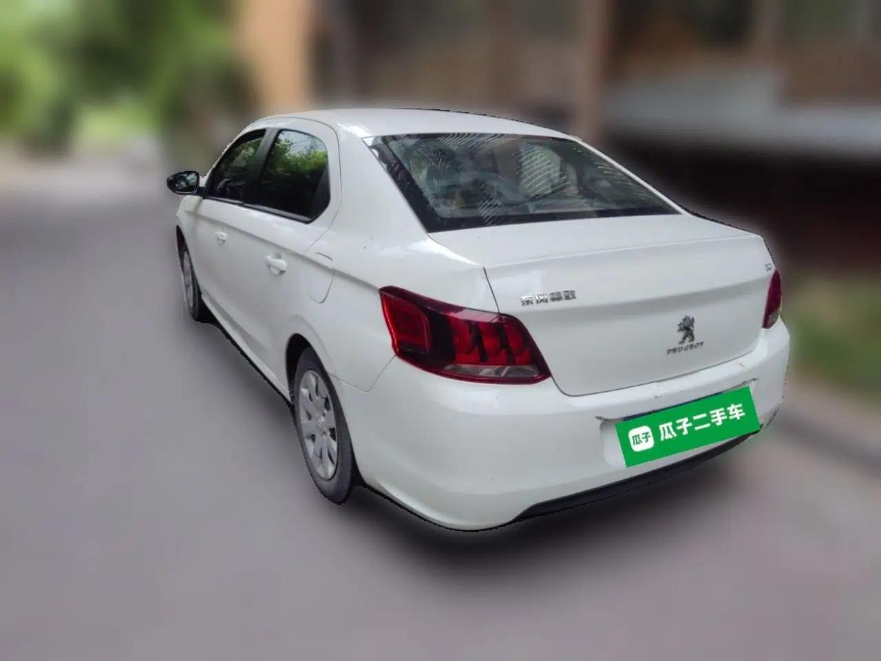 Peugeot 301 2018 1.6L Manual Comfort Edition — миниатюра 4