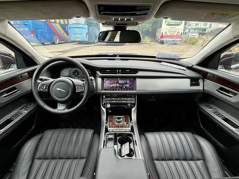 2018 Jaguar XFL 3.0 SC 340PS Luxury Edition — миниатюра 10