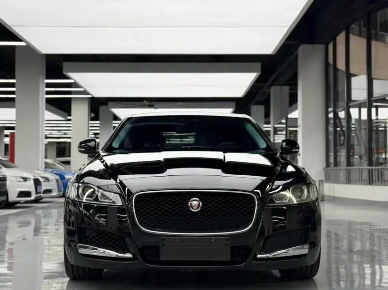 2019 Jaguar XFL 2.0T 200PS Two-Wheel Drive Elite Edition — миниатюра 2