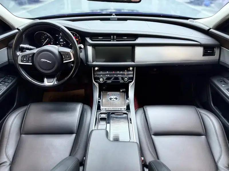 2019 Jaguar XFL 2.0T 200PS Two-Wheel Drive Elite Edition — миниатюра 5