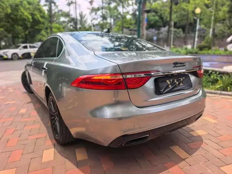 2017 Jaguar XFL 2.0T 200PS Elite Edition — миниатюра 4