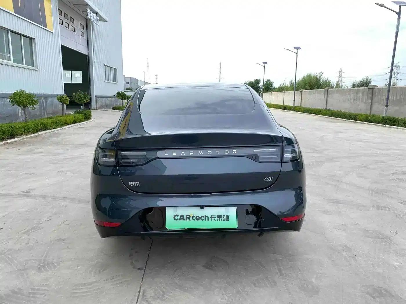 Leapmotor C01 2024 Pure Electric 525 Comfort Edition — миниатюра 5