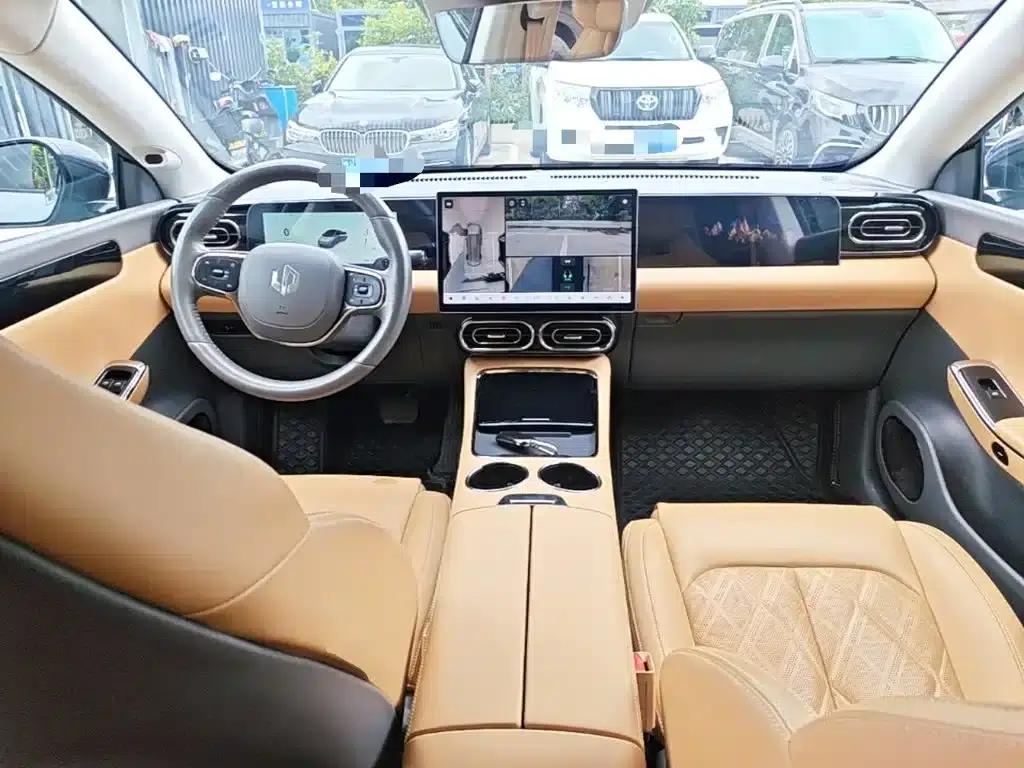 Leapmotor C01 2024 Range Extended 316 Premium Edition — миниатюра 10