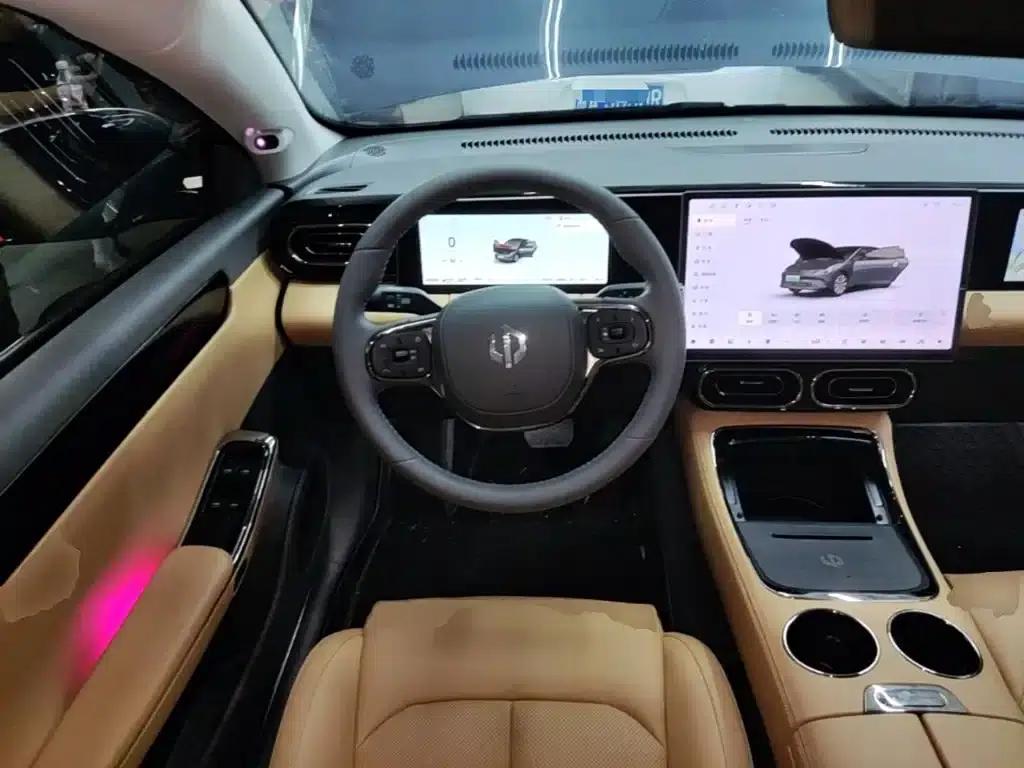Leapmotor C01 2024 Range Extended 216 Premium Edition — миниатюра 11