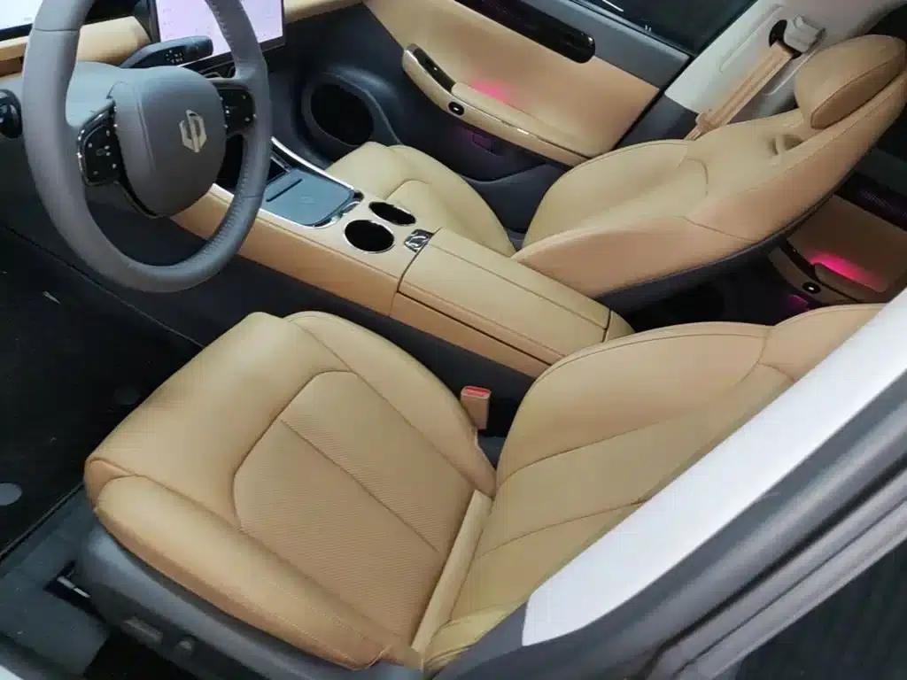 Leapmotor C01 2024 Range Extended 216 Premium Edition — миниатюра 15