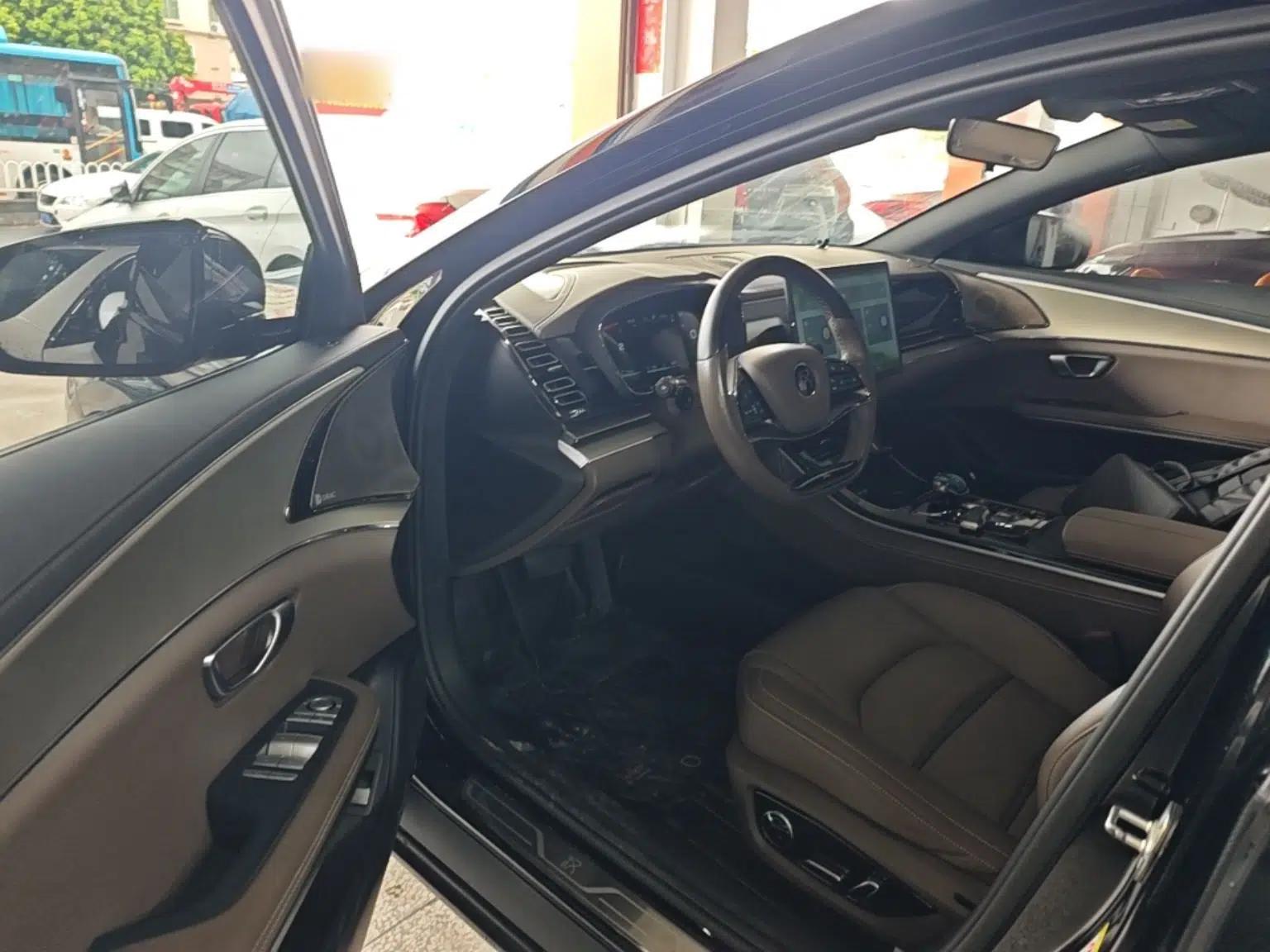 BYD Han 2020 EV Long-Range Luxury Model — миниатюра 18