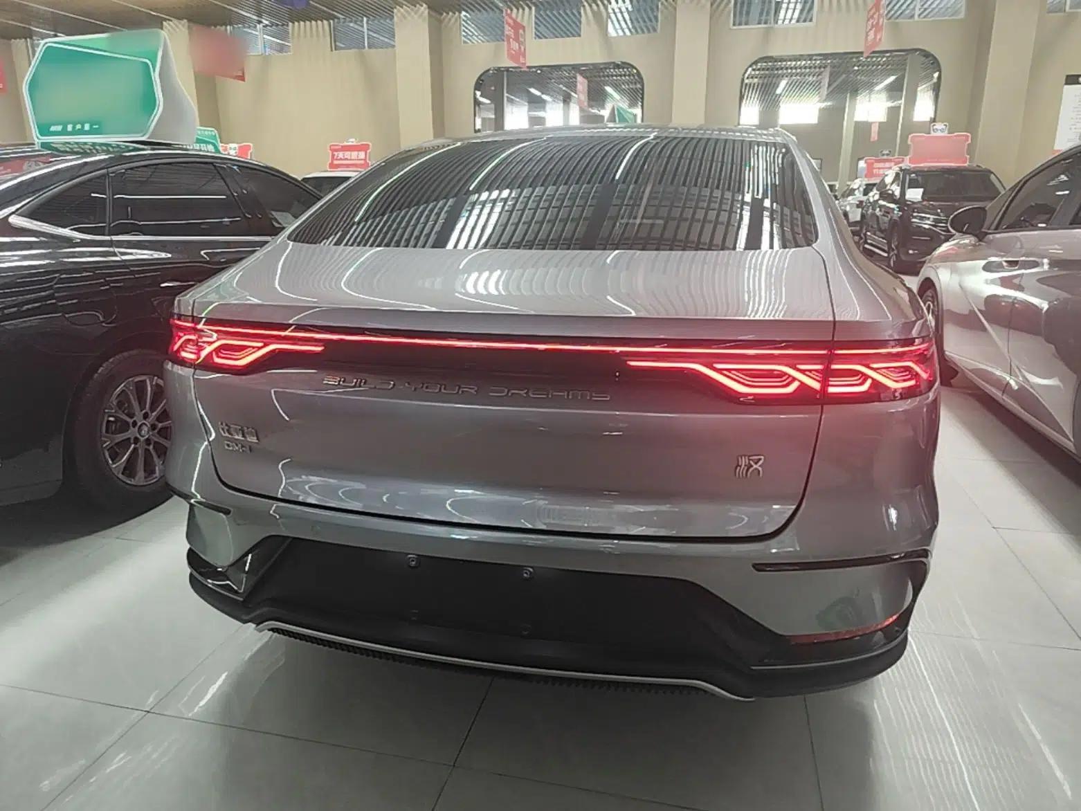 BYD Han 2023 DM-i Champion Edition 121KM Prestige Model — миниатюра 5