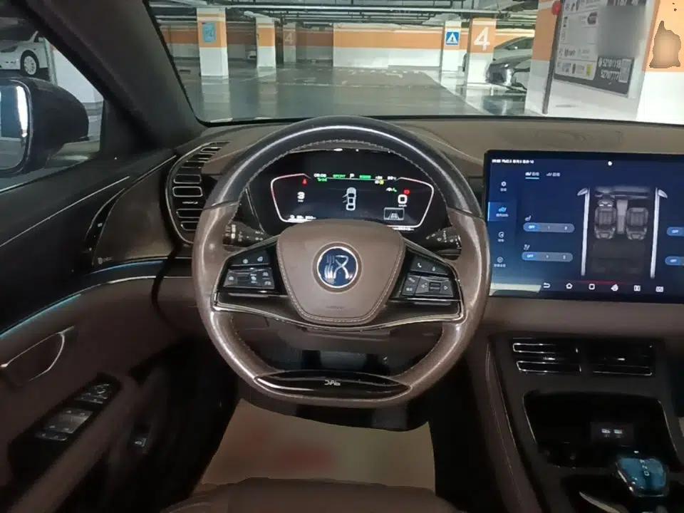 BYD Han 2020 EV Long-Range Deluxe Model — миниатюра 13