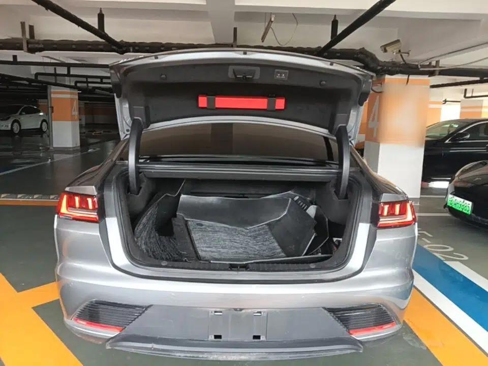 BYD Han 2020 EV Long-Range Deluxe Model — миниатюра 22