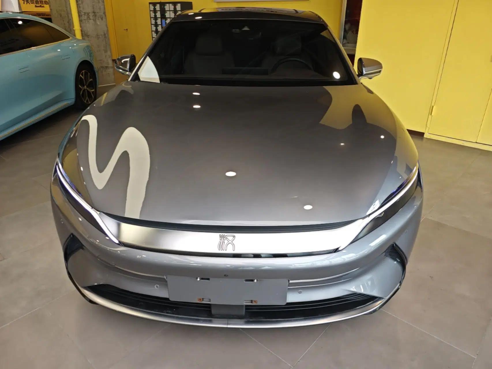 BYD Han 2021 EV Standard Range Luxury Model — миниатюра 2