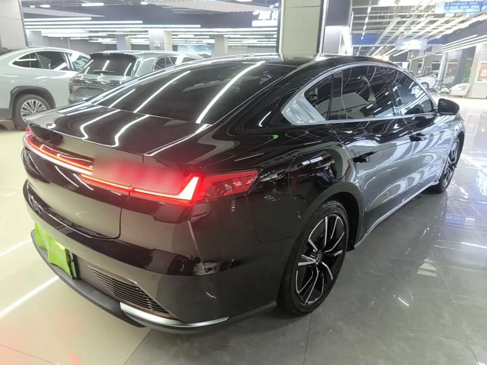 BYD Han 2020 EV Four-Wheel Drive High-Performance Flagship Model — миниатюра 6