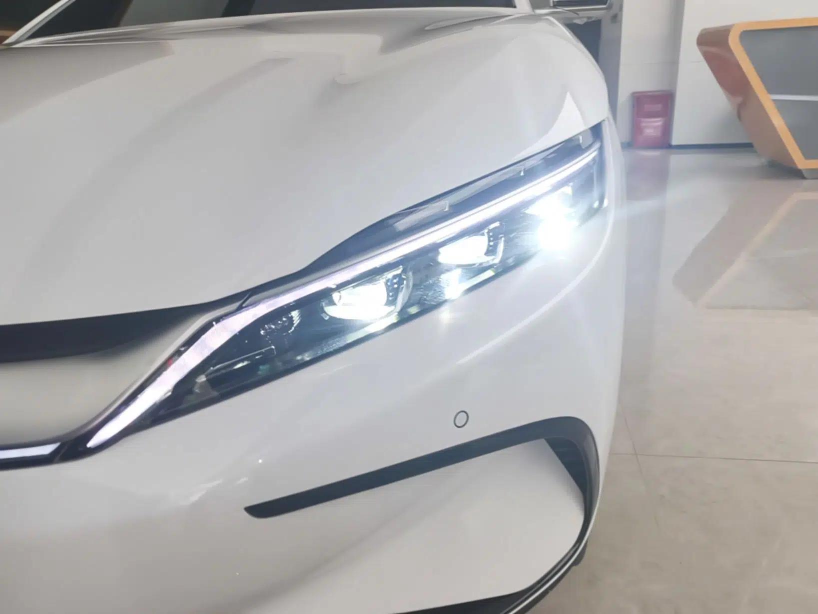 BYD Han 2023 EV Champion Edition 605KM Front-Drive Premium Model — миниатюра 8