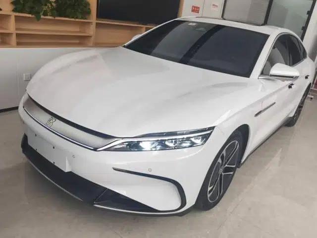 BYD Han 2023 EV Champion Edition 605KM Front-Drive Premium Model
