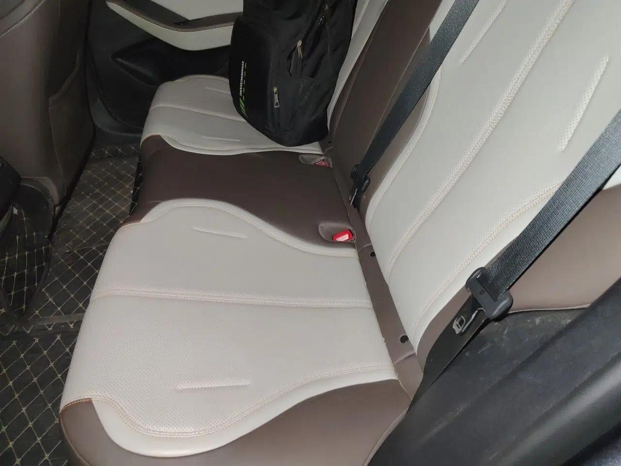 BYD Qin PLUS 2024 HONOR Edition DM-i 55KM Leading Model — миниатюра 17