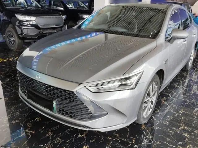 BYD Qin PLUS 2021 DM-i 120KM Prestige Model
