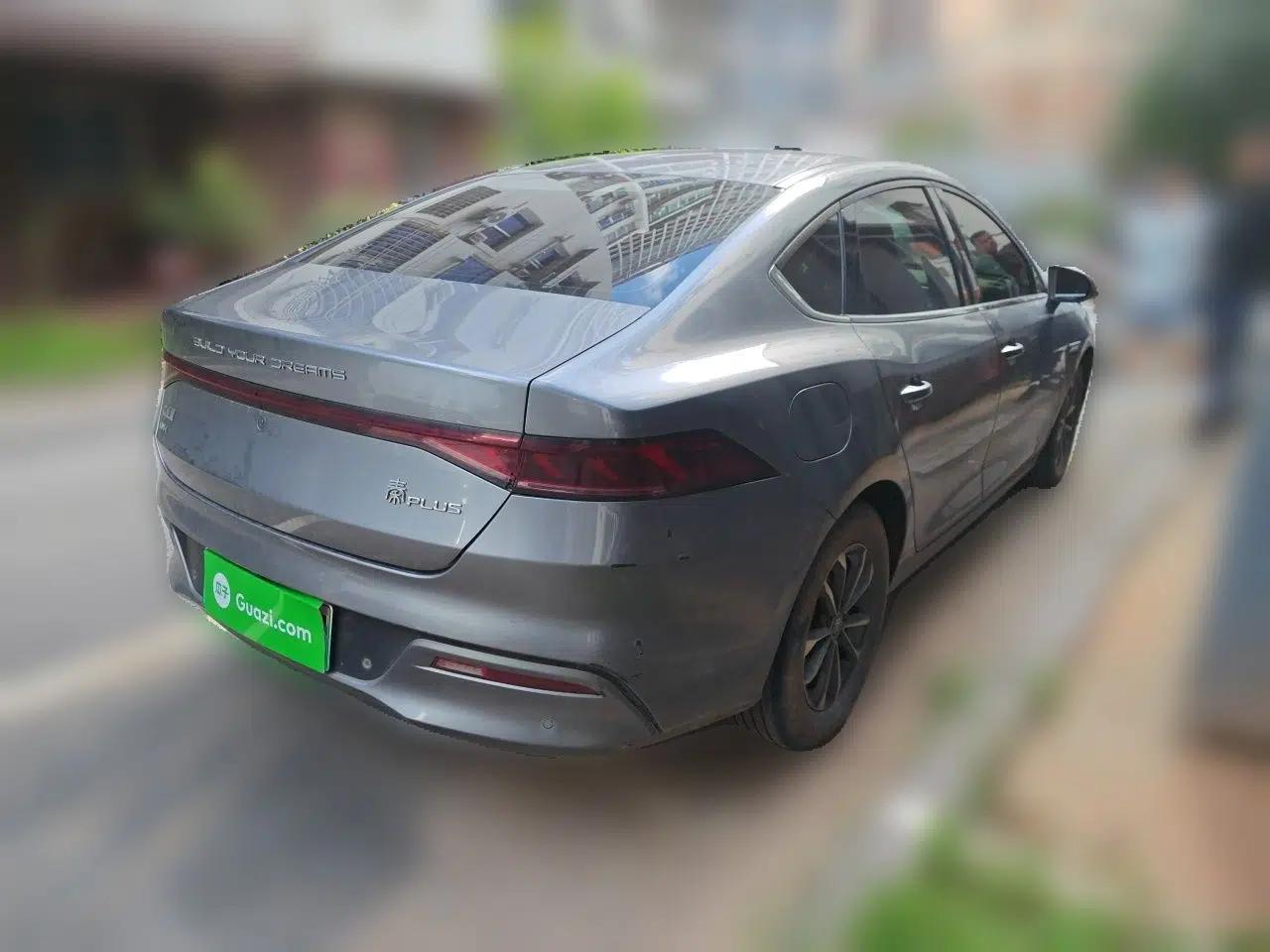 BYD Qin PLUS 2023 Champion Edition DM-i 55KM Leading Model — миниатюра 6