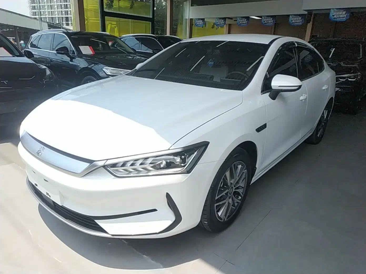 BYD Qin PLUS 2023 Champion Edition EV 510KM Leading Model — миниатюра 1
