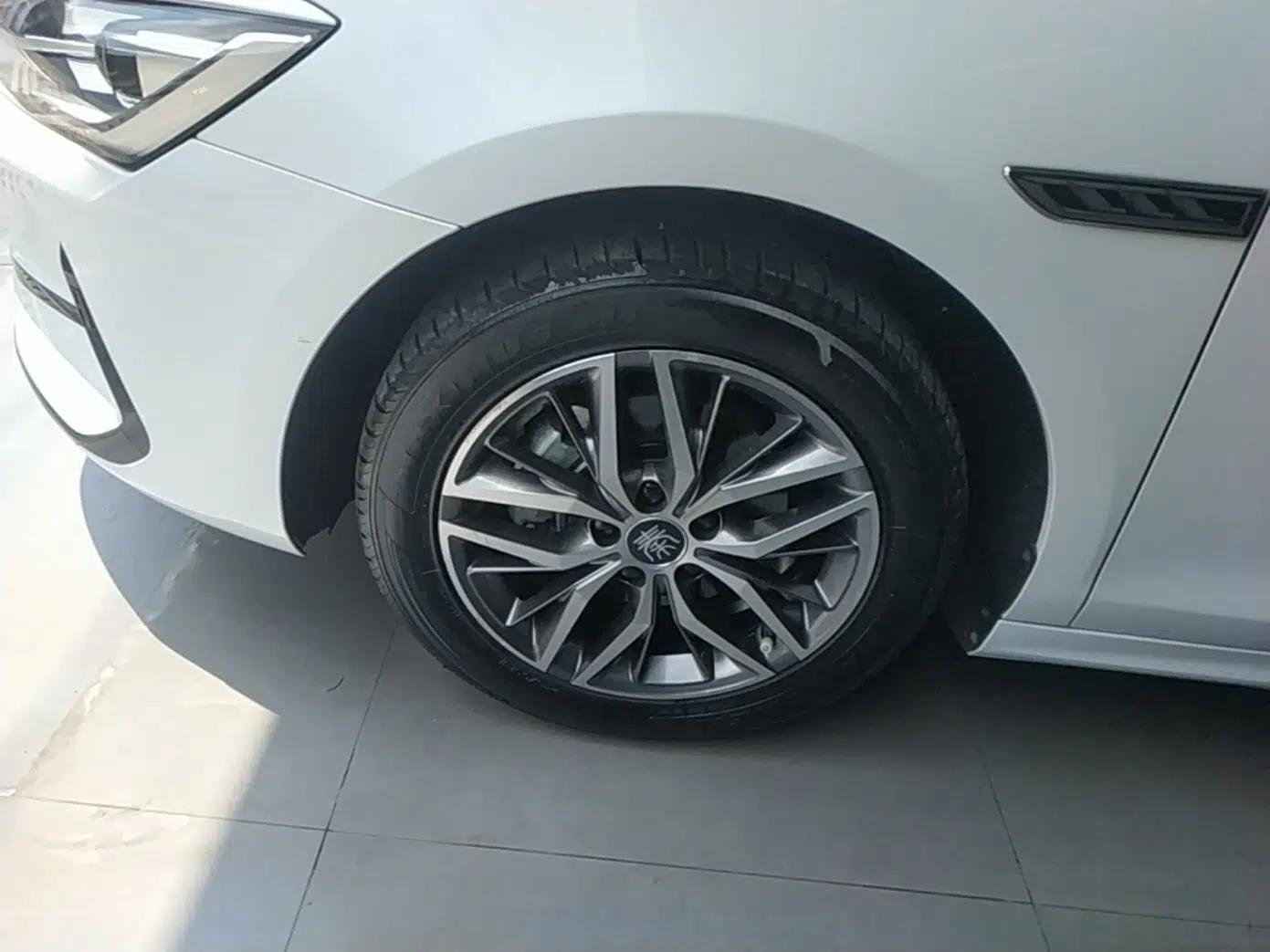 BYD Qin PLUS 2023 Champion Edition EV 510KM Leading Model — миниатюра 10