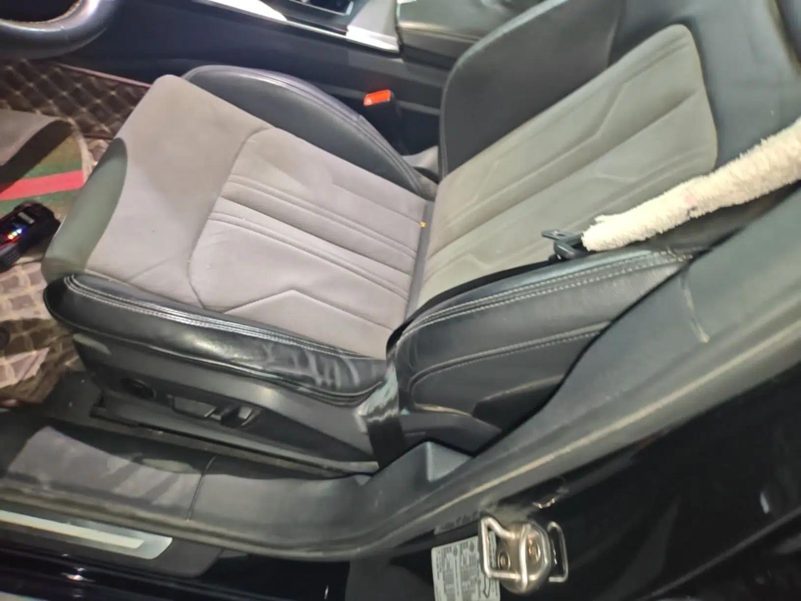 Audi A6L 2019 40 TFSI Luxury Dynamic Model — миниатюра 17