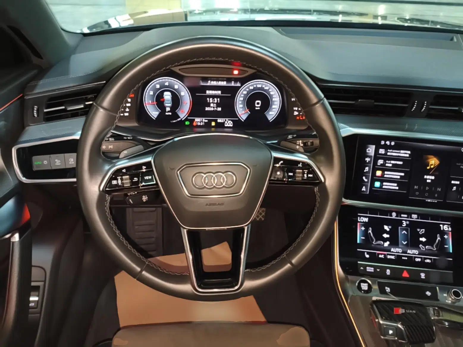 Audi A6L 2022 40 TFSI Luxury Dynamic Model — миниатюра 13