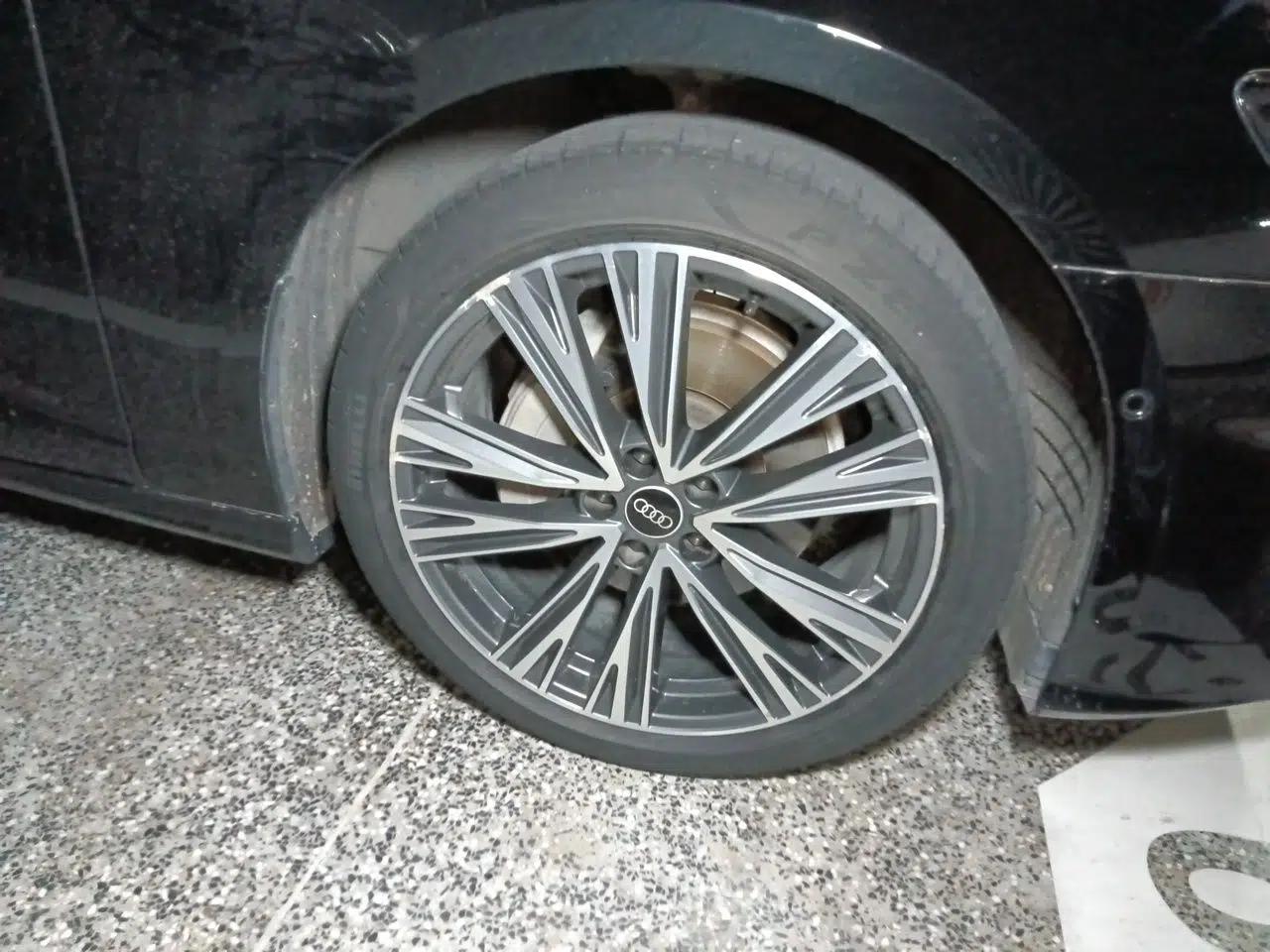 Audi A6L 2022 45 TFSI quattro Prestige Dynamic Edition — миниатюра 8
