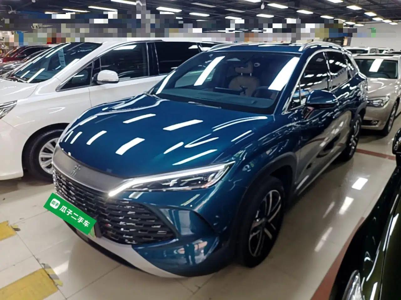 BYD Song L DM-i 2024 112 km Beyond Edition — миниатюра 1