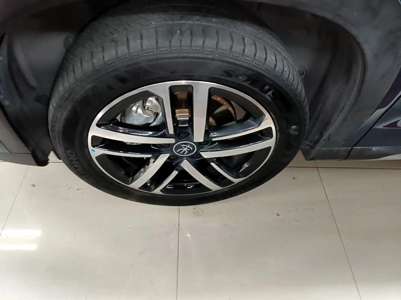 BYD Song L DM-i 2024 112 km Beyond Edition — миниатюра 10