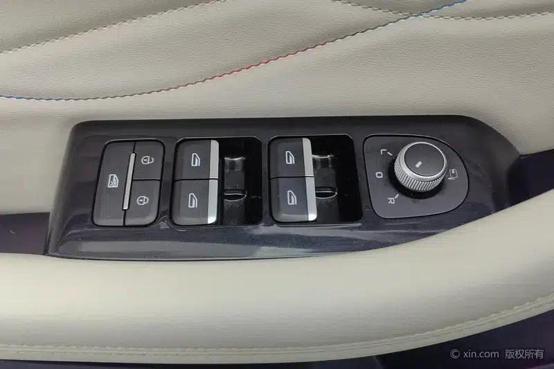 Geely Xingyue L 2021 2.0TD DCT EVO 2WD Smart Supreme Edition — миниатюра 22