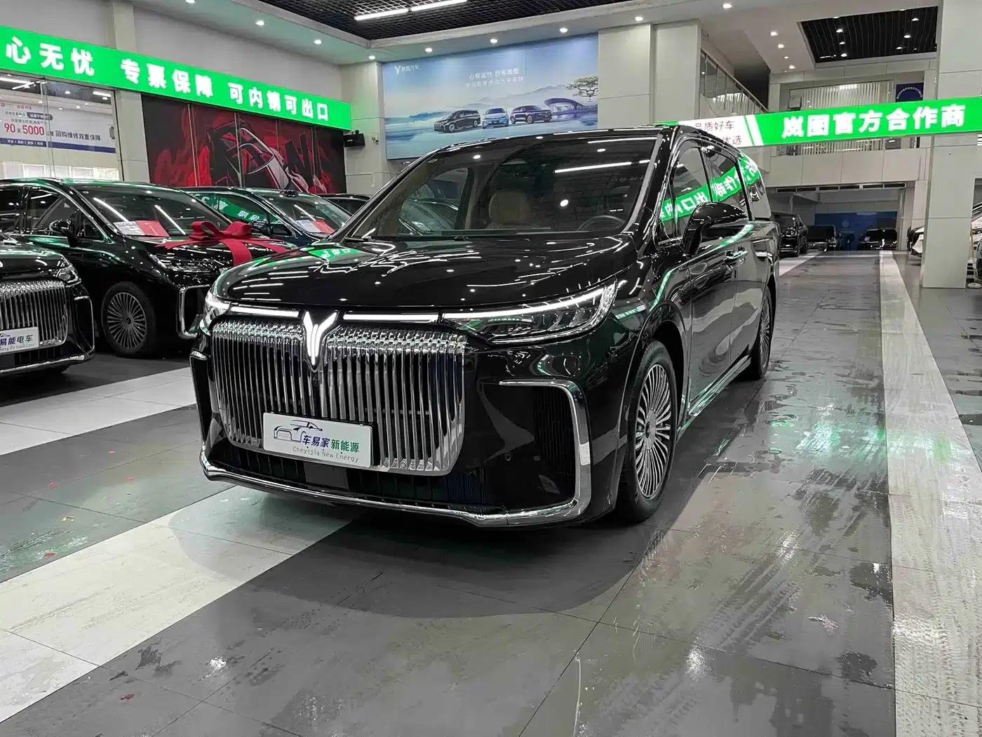 Voyah Dreamer 2025 PHEV AWD Flagship Kunpeng Edition — миниатюра 1