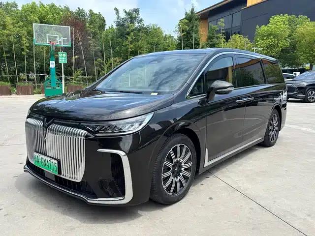Voyah Dreamer 2025 PHEV AWD Flagship Kunpeng Edition