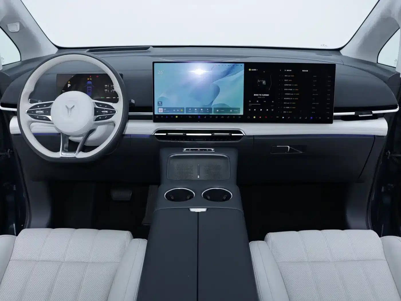 Voyah Dreamer 2025 PHEV AWD Flagship Kunpeng Edition — миниатюра 15