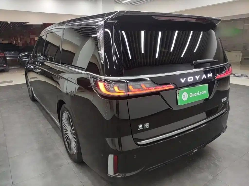 Voyah Dreamer 2025 PHEV AWD Flagship Kunpeng Edition — миниатюра 5