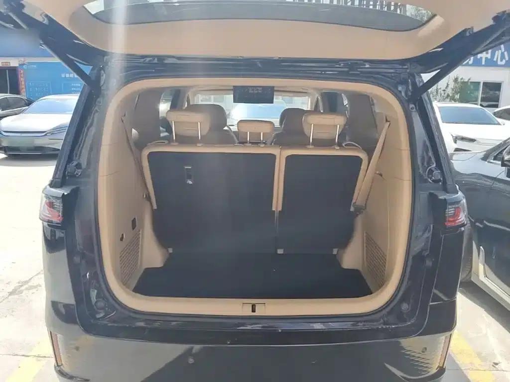 Voyah Dreamer 2025 EV AWD Flagship Kunpeng Edition — миниатюра 19
