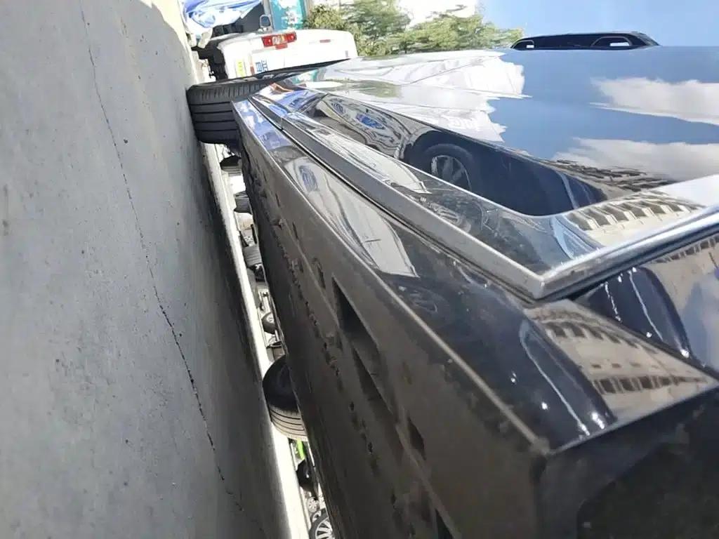 Voyah Dreamer 2025 EV AWD Flagship Kunpeng Edition — миниатюра 21