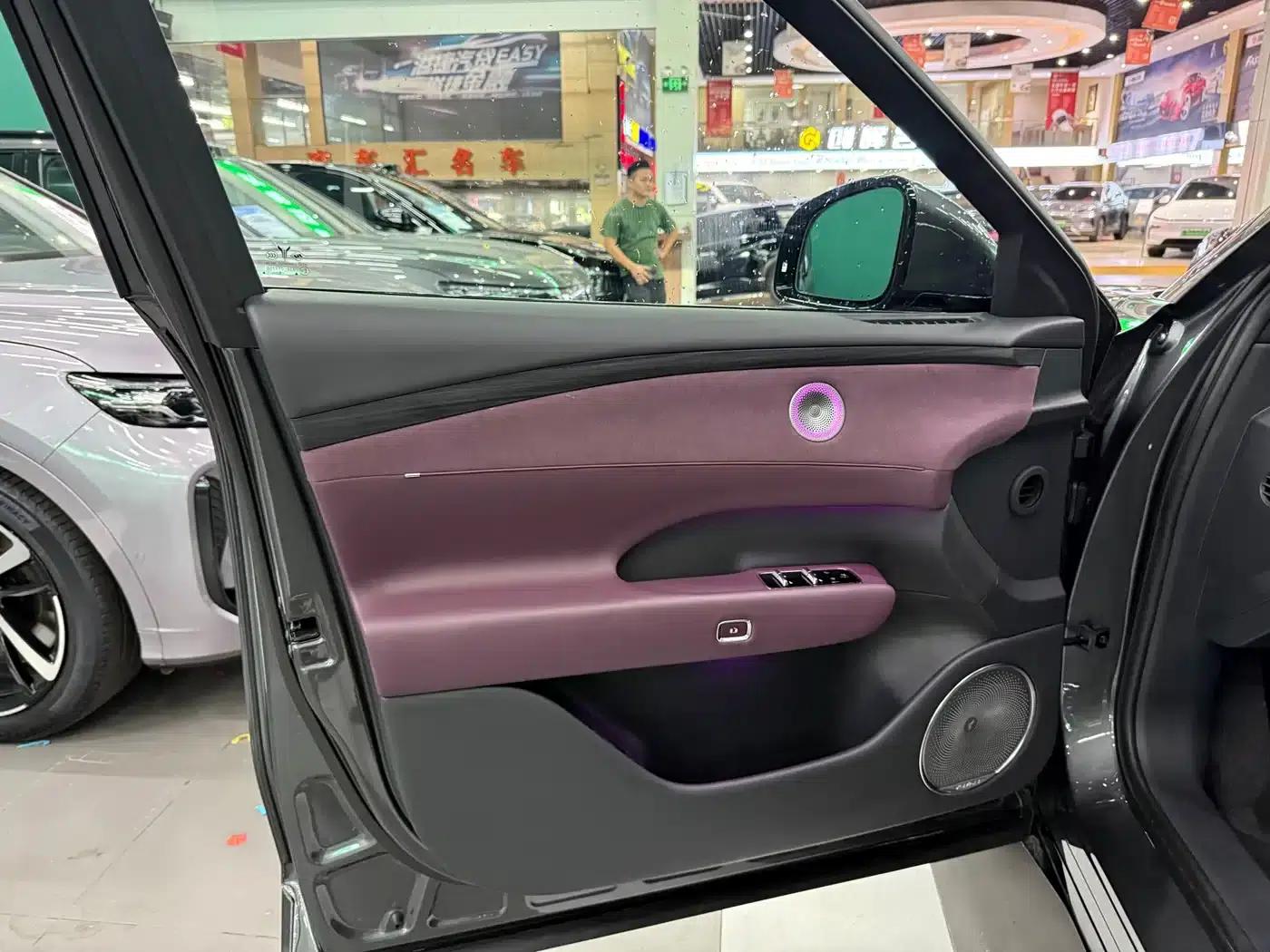 Voyah Free 2025 Free+ Rear-Wheel Drive Dry Kun Edition — миниатюра 9
