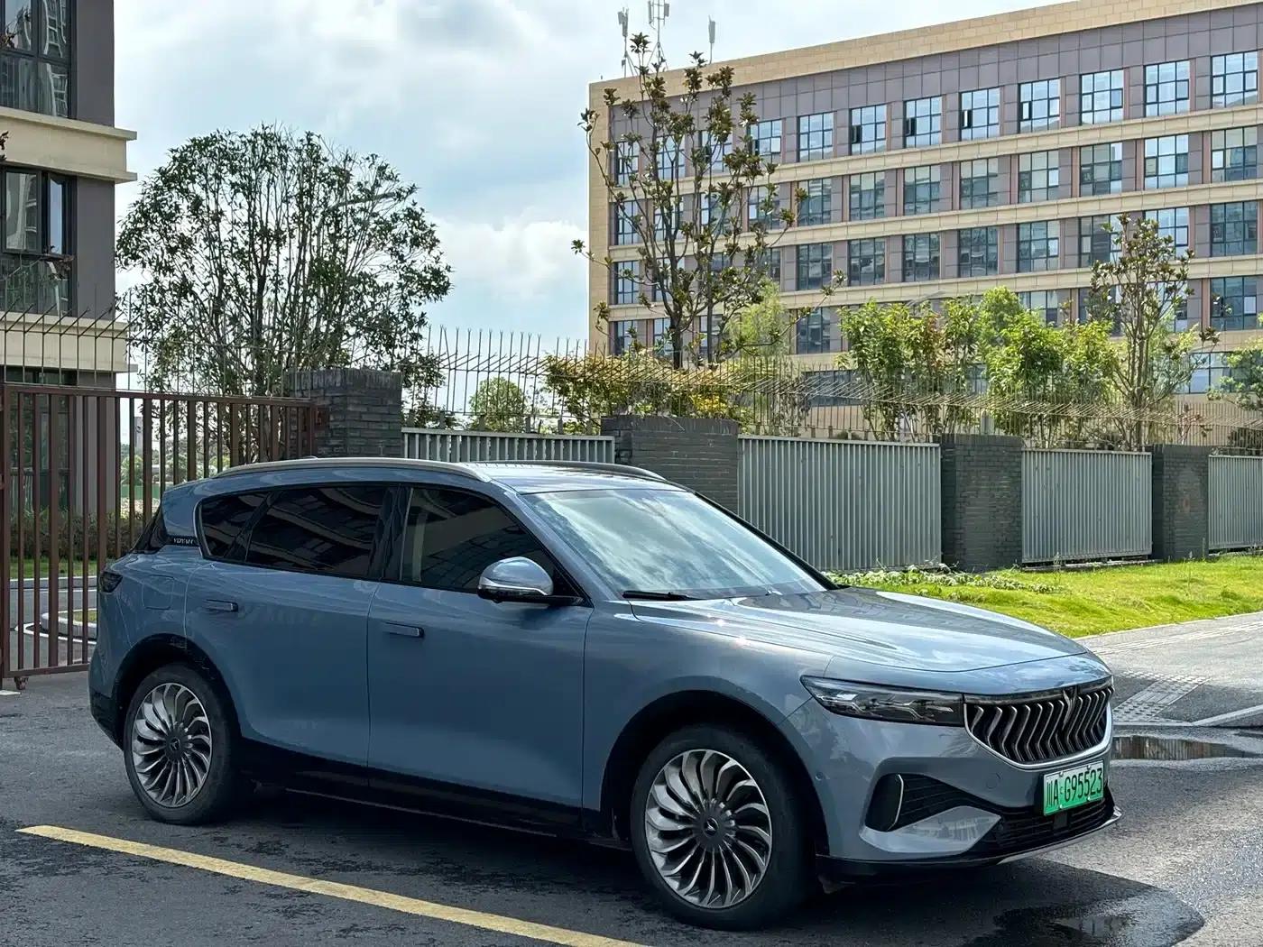 Voyah FREE 2021 All-Wheel Drive Standard Pure Electric Exclusive Luxury Package — миниатюра 3