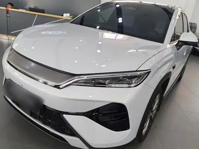 BYD Song Ultra EV 2026 Model 710KM Superior Edition