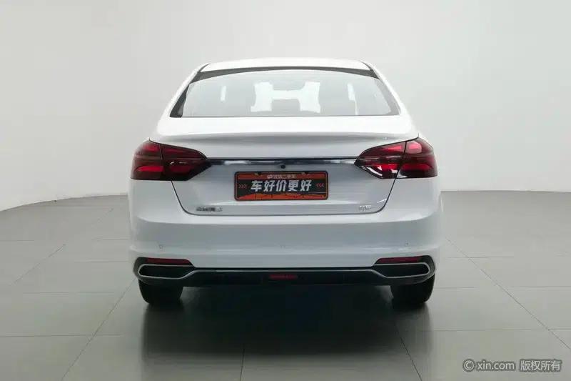 Geely Emgrand 2019 Leading Edition 1.5L Manual Deluxe Model (China VI Emission Standard) — миниатюра 3