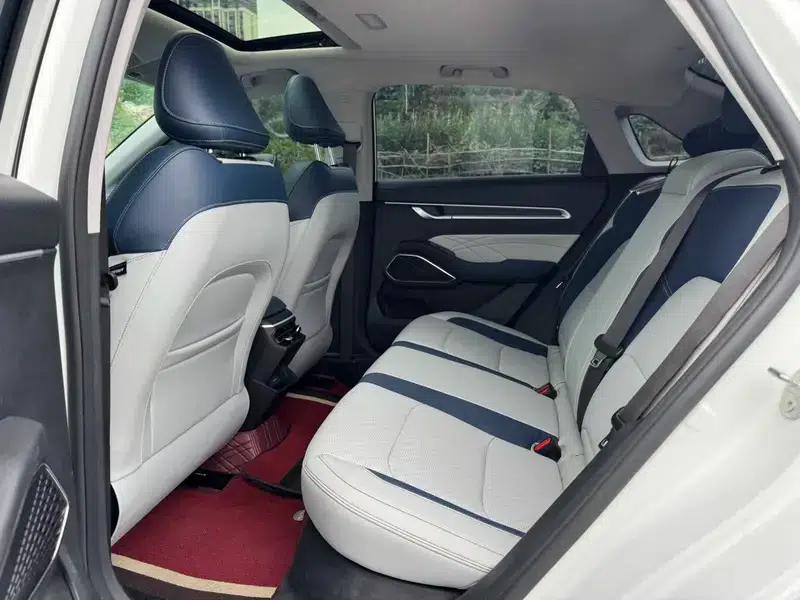 Geely Emgrand 2022 4th Generation 1.5L CVT Flagship Edition — миниатюра 12