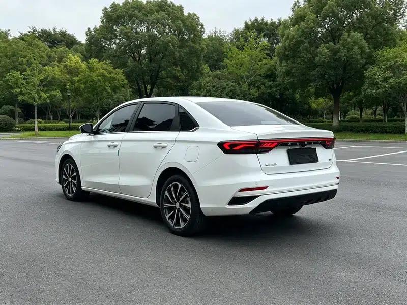 Geely Emgrand 2025 4th Generation 1.5L CVT Star Edition — миниатюра 4