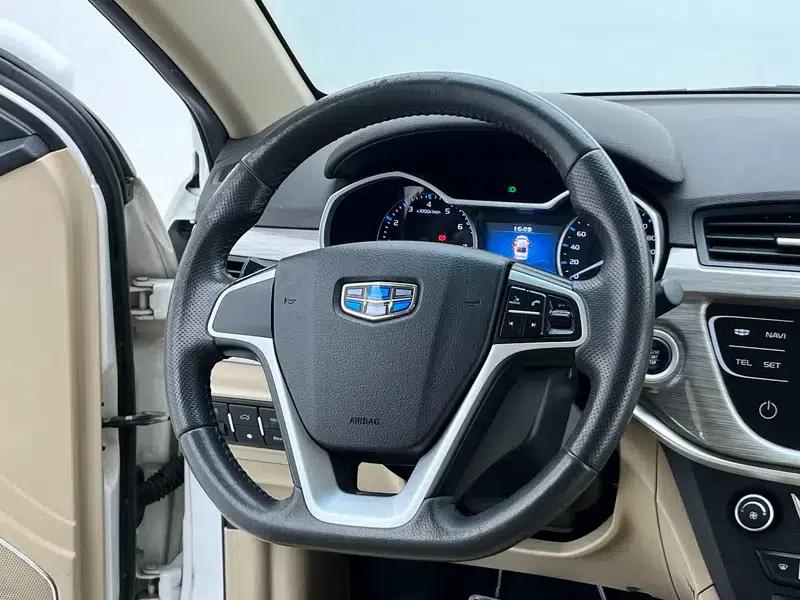 Geely Emgrand 2017 Sedan Million Edition 1.5L Manual Deluxe — миниатюра 16