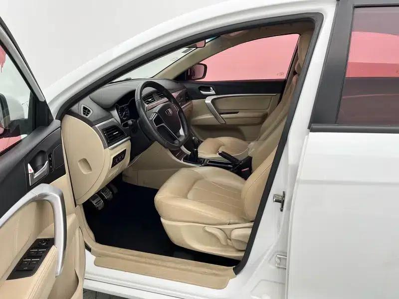 Geely Emgrand 2017 Sedan Million Edition 1.5L Manual Deluxe — миниатюра 19