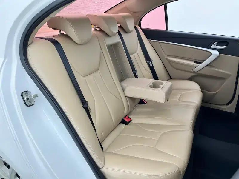 Geely Emgrand 2017 Sedan Million Edition 1.5L Manual Deluxe — миниатюра 23