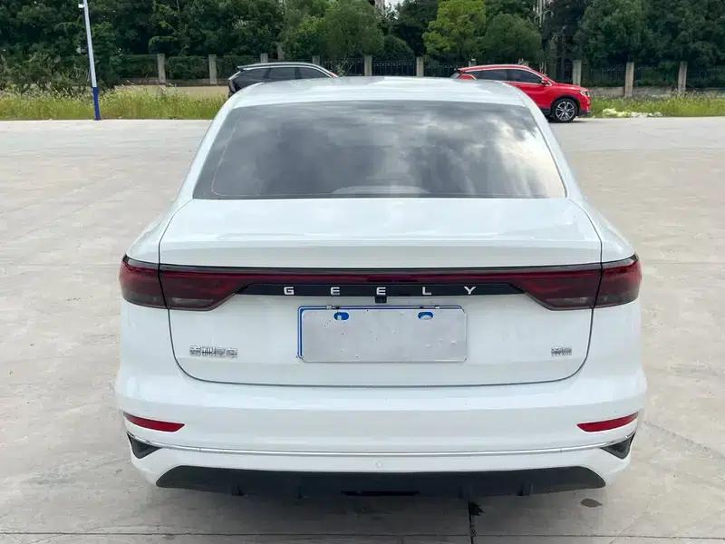 Geely Emgrand 2023 4th Generation Champion Edition 1.5L CVT Premium — миниатюра 5