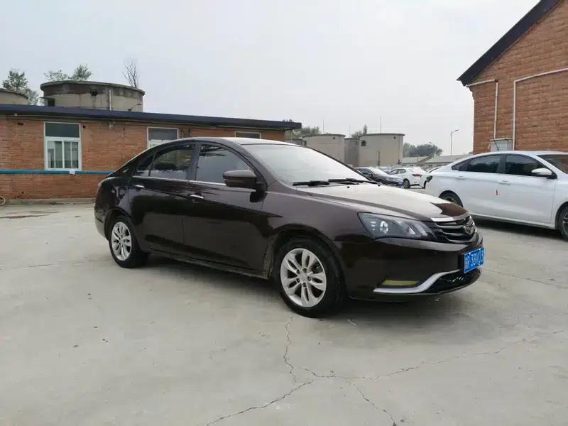 Geely Emgrand 2014 Sedan 1.5L Manual Elite — миниатюра 3