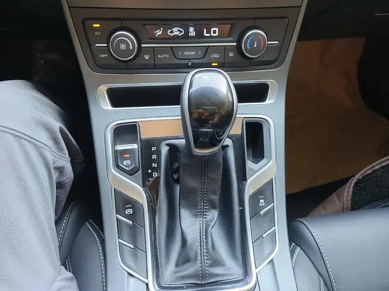 Geely Emgrand 2018 1.5L CVT Upward Connected Edition — миниатюра 10