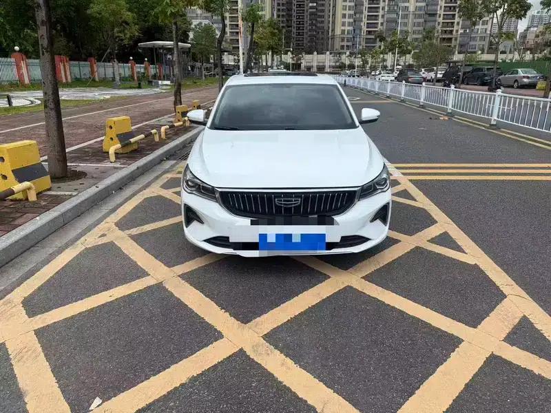 Geely Emgrand 2023 4th Generation Champion Edition 1.5L CVT Luxury — миниатюра 2