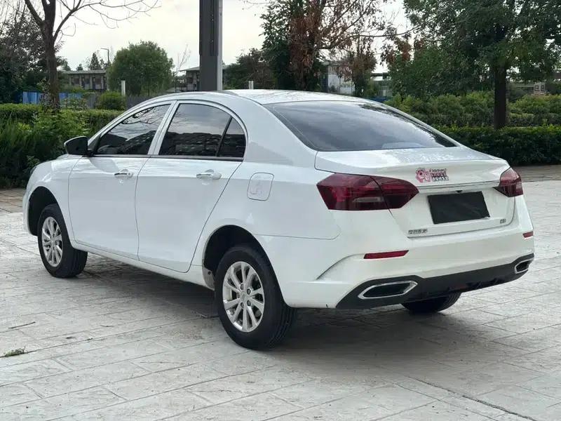 Geely Emgrand 2021 UP 1.5L CVT Comfort Model — миниатюра 5